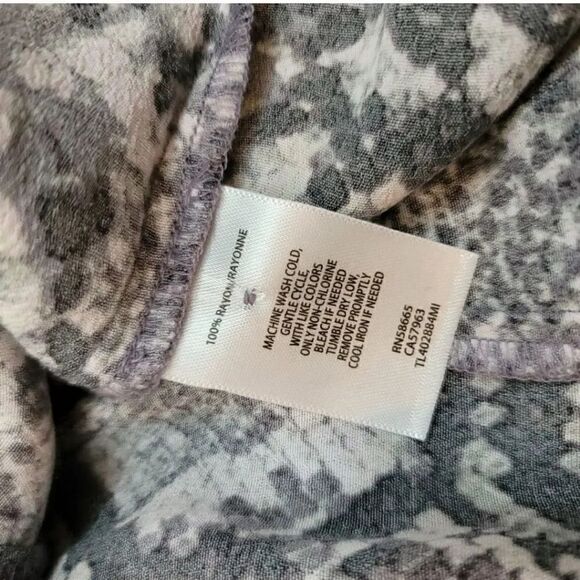 Leith Pale Pink Snakeskin Animal Print Sheath Dress Size Small - Picture 8 of 10